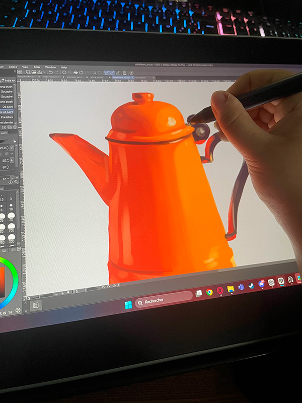 Enfants peignant une théière en cours de peinture à l'atelier Edumanga à Vélizy-Villacoublay